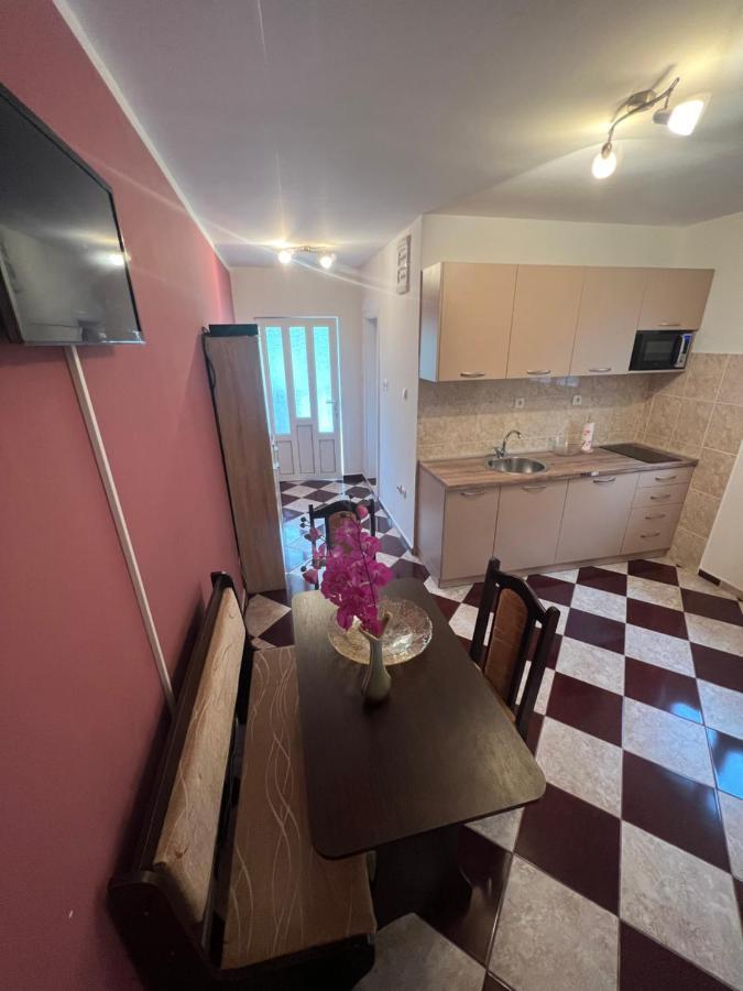 Apartment Elena Тиват Экстерьер фото