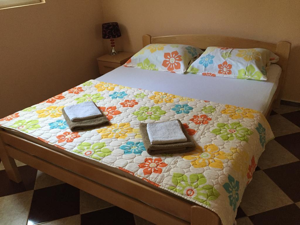 Apartment Elena Тиват Экстерьер фото